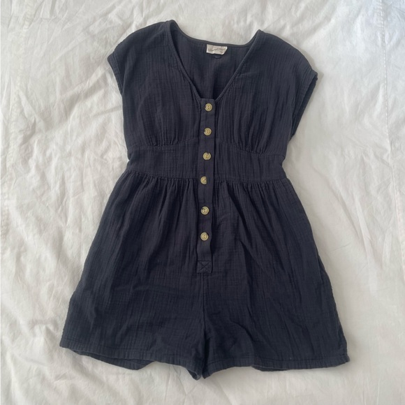 Universal Thread Pants - Universal Thread Charcoal Button-Front Romper